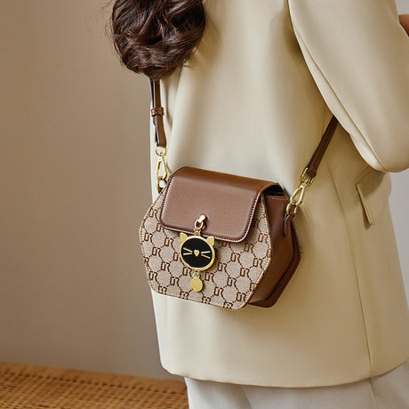 brown_leather_letter_graphic_shoulder_bag_mini_crossbody_bags_with_cat_charm_3