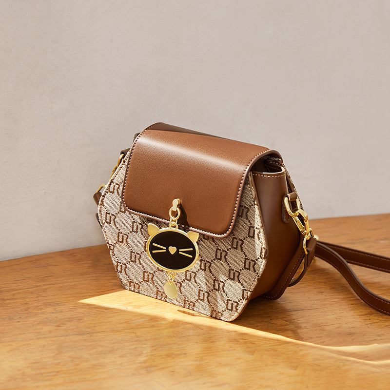 brown_leather_letter_graphic_shoulder_bag_mini_crossbody_bags_with_cat_charm_5