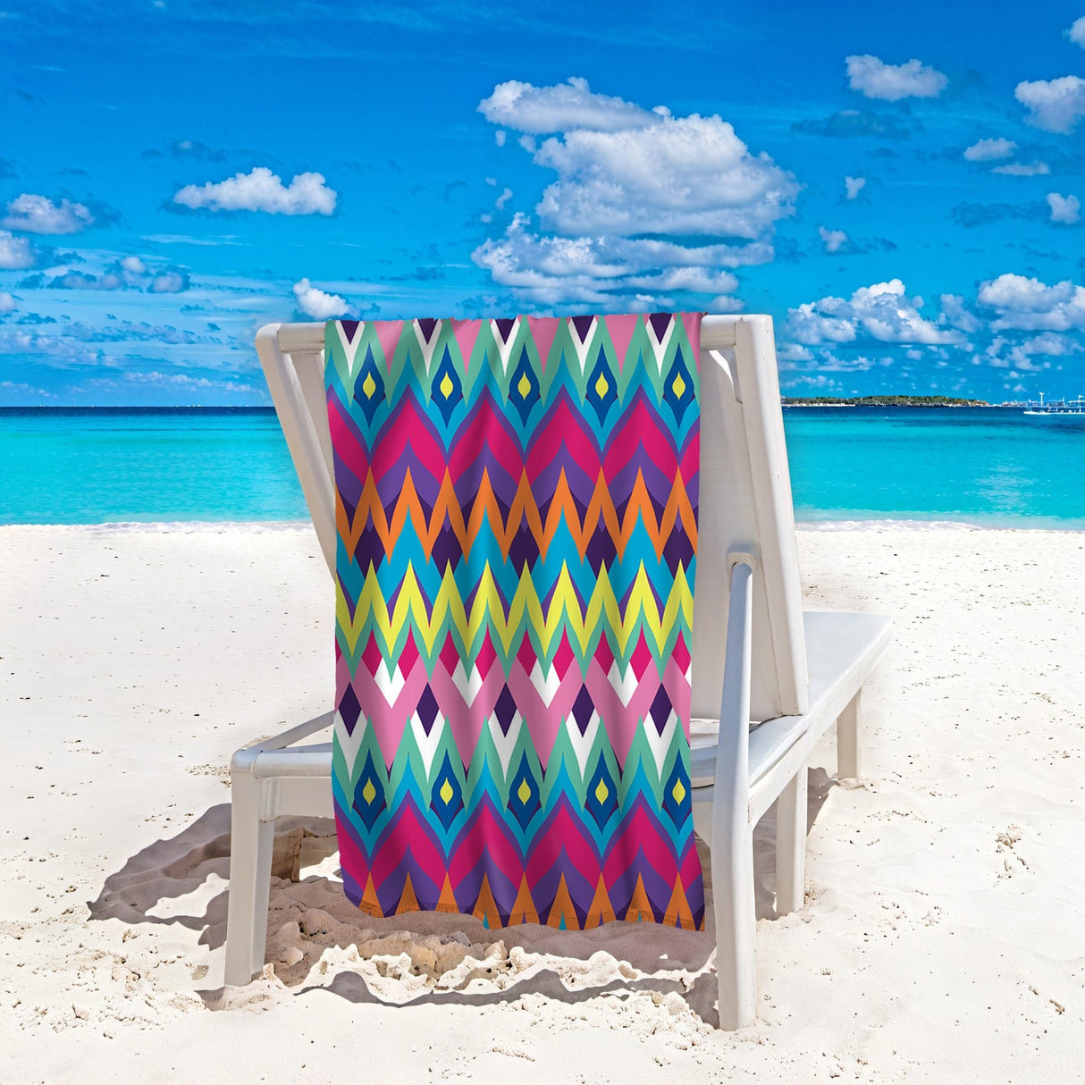 Colorful Printed Beach Towel | PRUSES - PRUSES