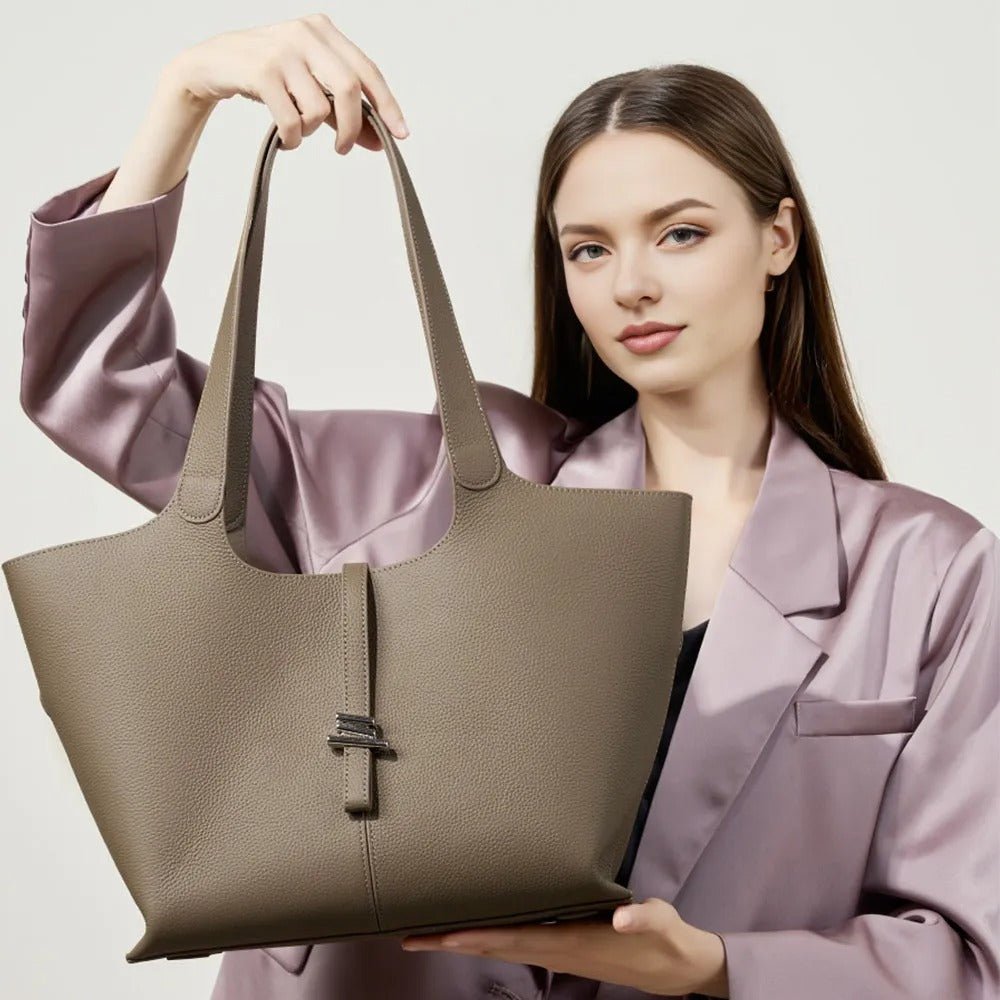 Genuine Leather Wind Chime Commuter Large Capacity Tote Bag |PRUSES - PRUSES