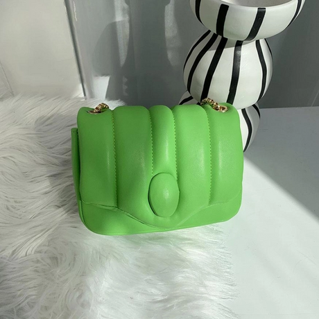 green_quilted_flap_shoudler_bag_chain_crossbody_purse_with_botton_2