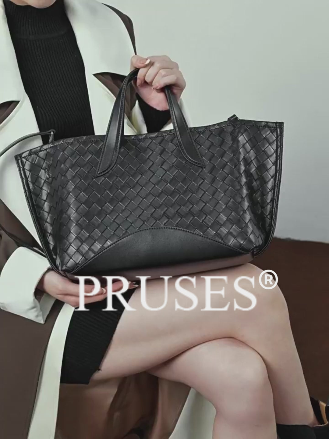 Women's burgundy Genuine Leather Large Woven Tote Bag pruses vedio