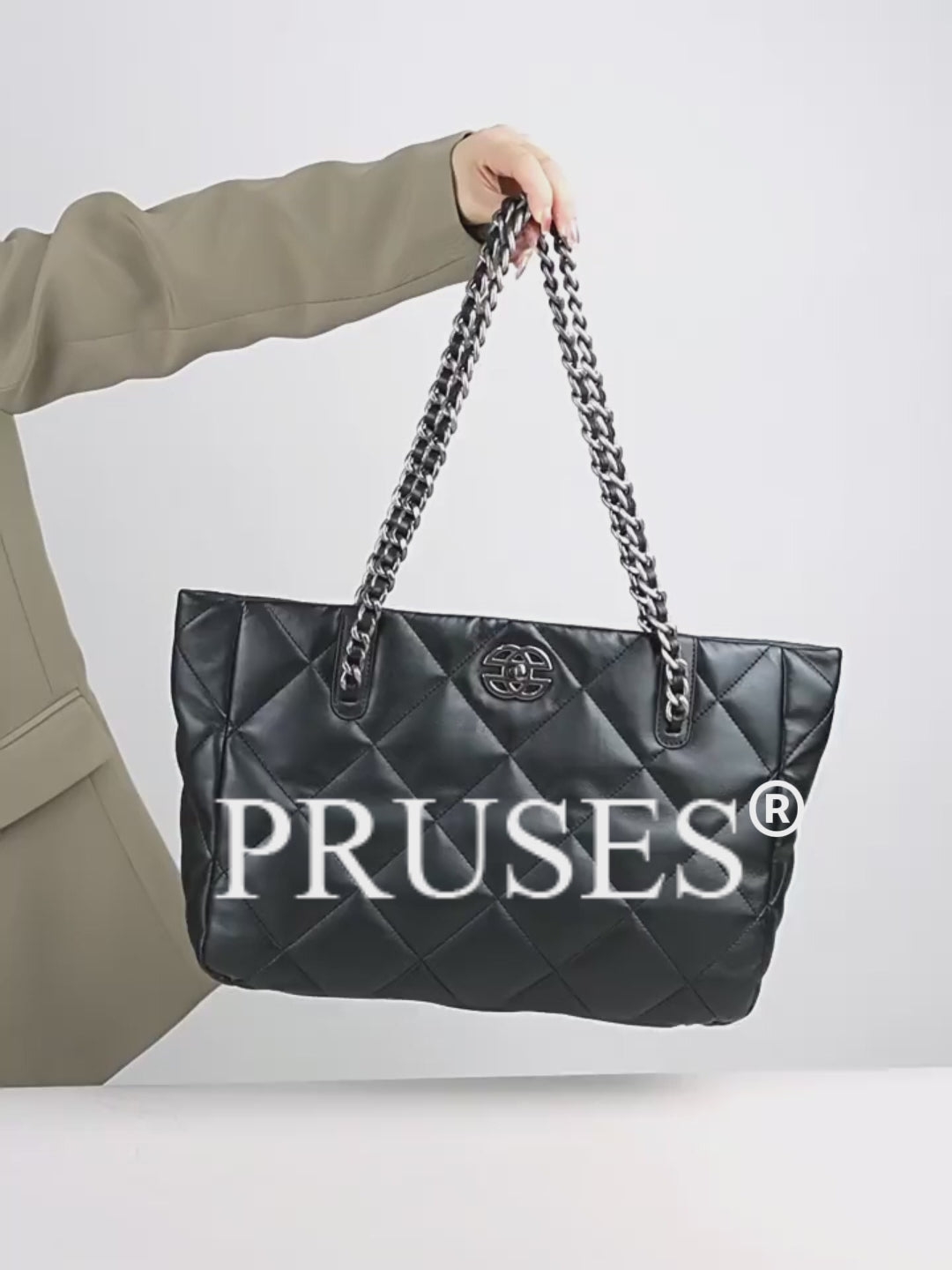 black Genuine Leather Quilted Chain Tote Bag pruses vedio