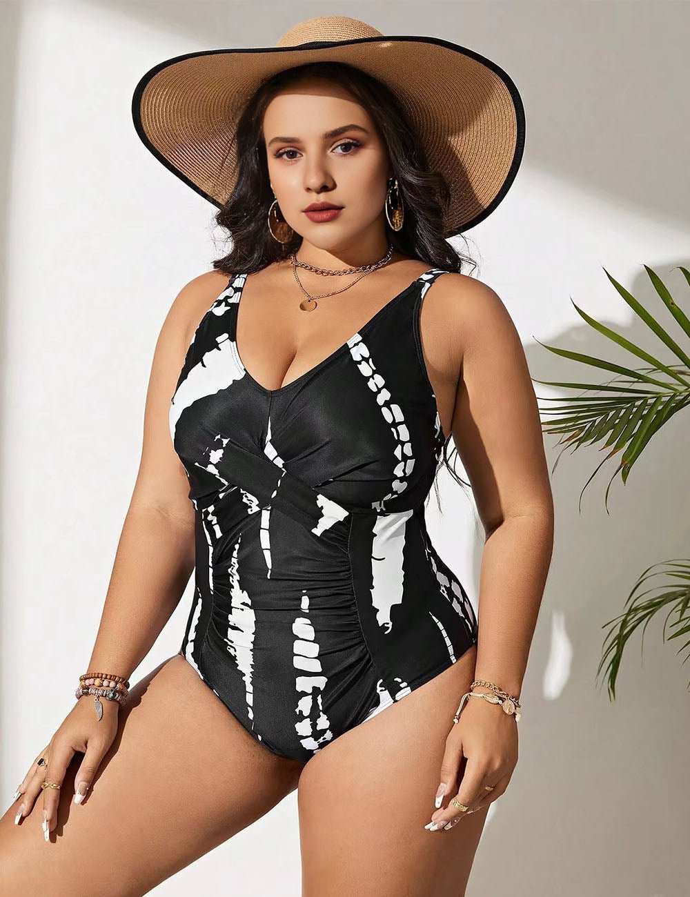Women Plus Size Black and White Twist Front One Piece Swimsuit - PRUSES