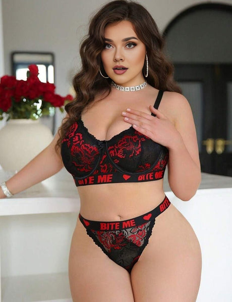 Women Plus Size Black Red Contrast Lace Bra Set - PRUSES