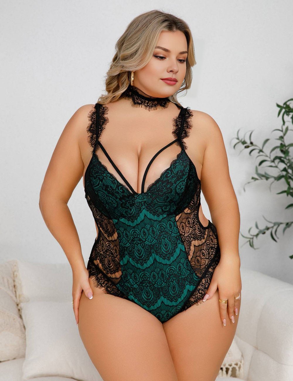 Women Plus Size Eyelash Lace Bodysuit - PRUSES