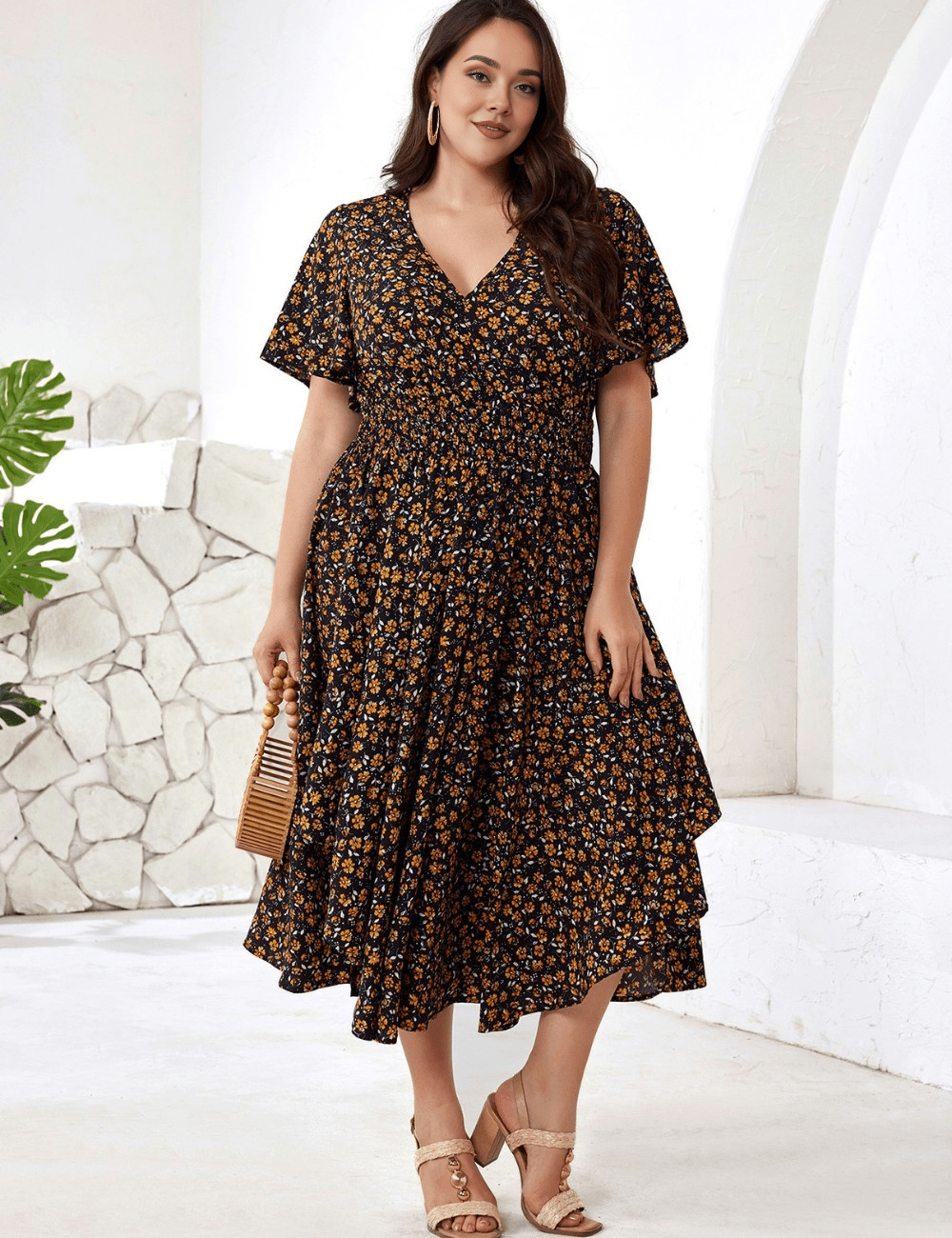 Women Plus Size Pocketed V - Neck Floral Maxi Dress | PRUSES - PRUSES