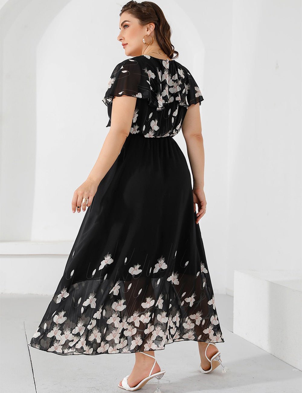 Women Plus Size V - Neck Floral Pattern Dress | PRUSES - PRUSES