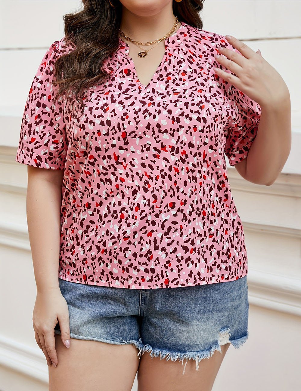 Women Plus Size V - Neck Pink Leopard Print Blouse | PRUSES - PRUSES