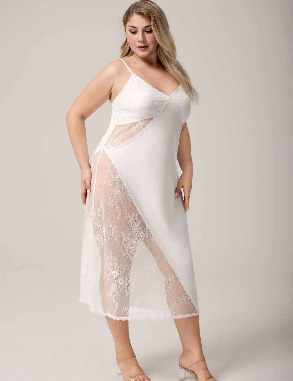 Women Plus Size White Satin and Lace Nightgown