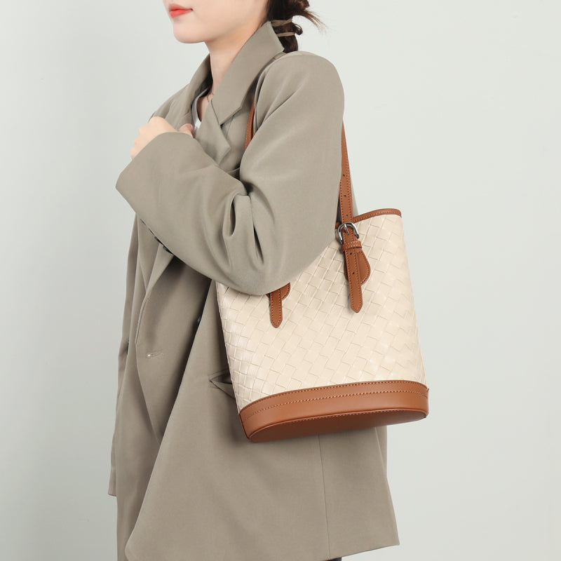 women_s_beige_leather_woven_shoulder_tote_bags_4