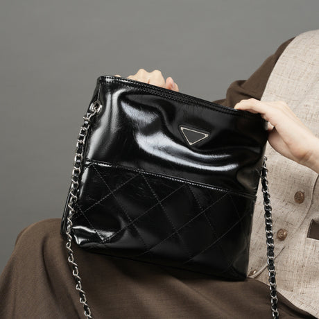 women_s_black_leather_bucket_chain_bag_zipper_shoulder_bag_2