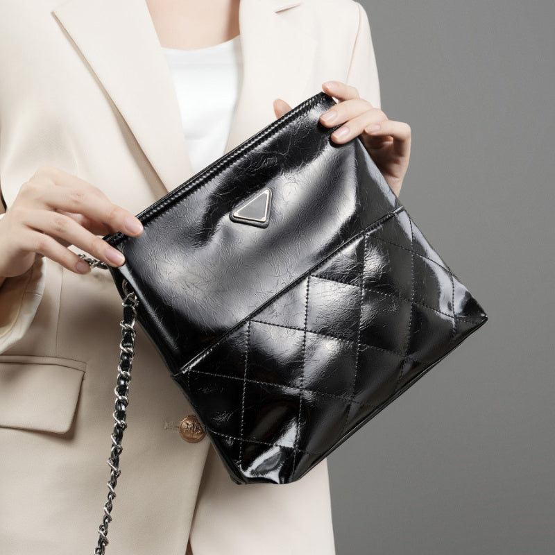 women_s_black_leather_bucket_chain_bag_zipper_shoulder_bag_8