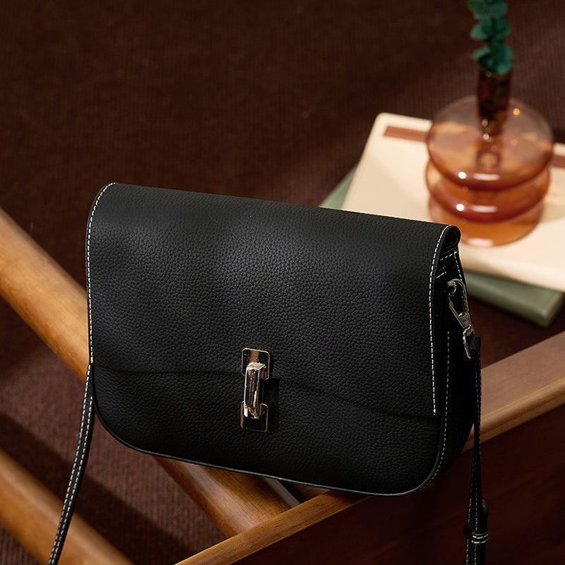 women_s_black_leather_flap_over_the_shoulder_bags_messenger_bag_with_buckle_2