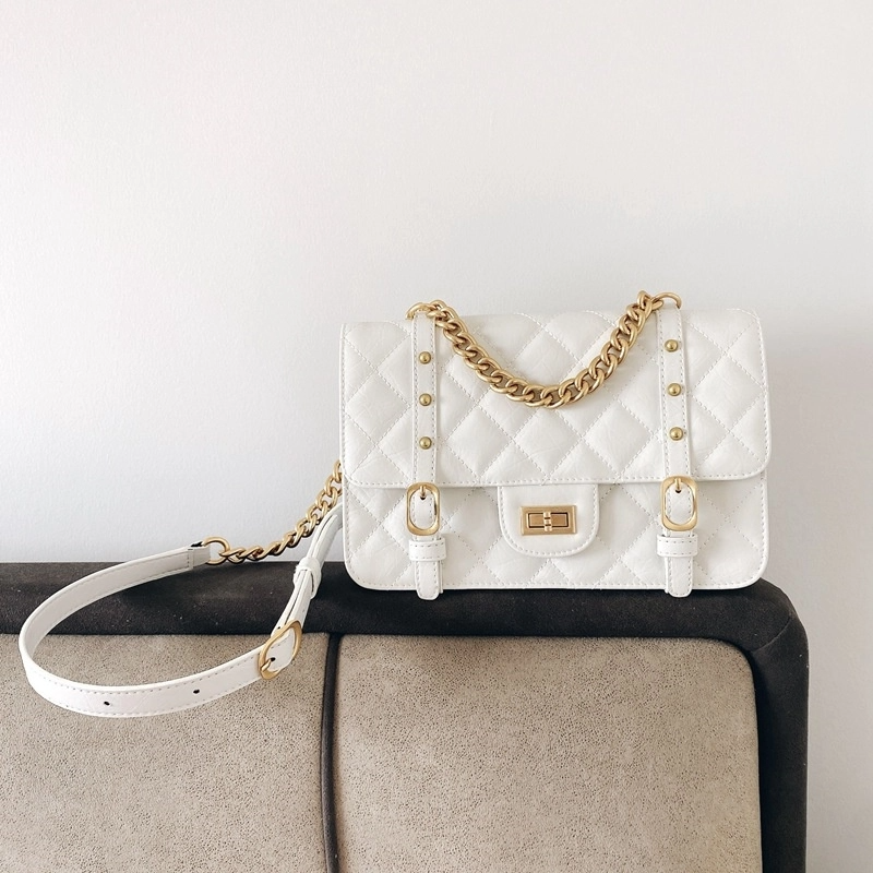 women_s_white_leather_quttied_bag_large_size_with_chain_1